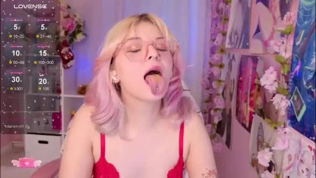 Image 7 of coconut_mia Stream on Chaturbate on 1 month ago