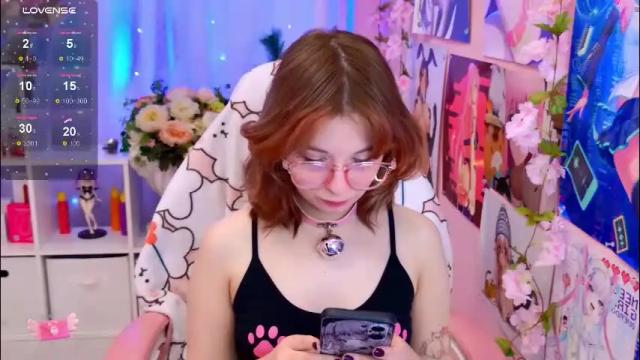 Image 12 of coconut_mia Stream on Chaturbate on 14 days ago