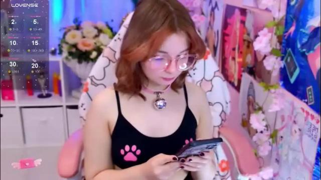 Image 8 of coconut_mia Stream on Chaturbate on 14 days ago