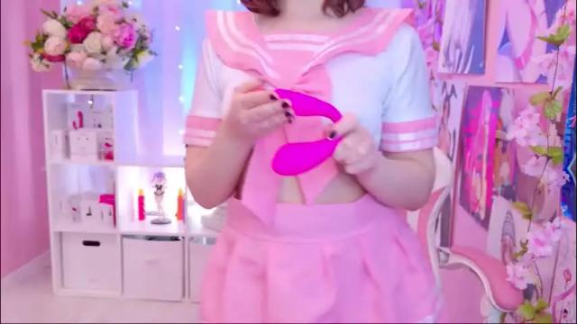 Image 2 of coconut_mia Stream on Chaturbate on 10 days ago