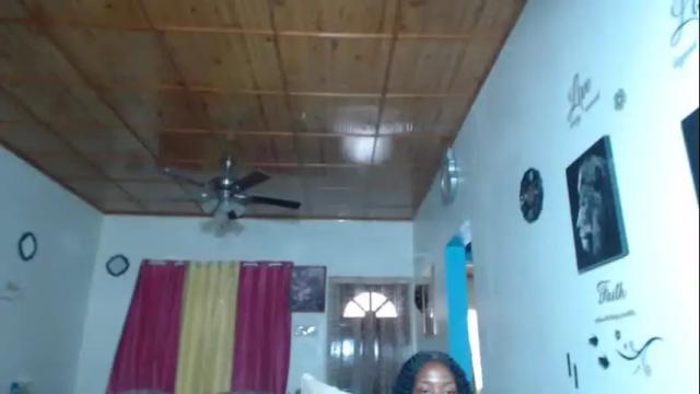 Image 10 of cocoscreamy Stream on Chaturbate on 13 months ago