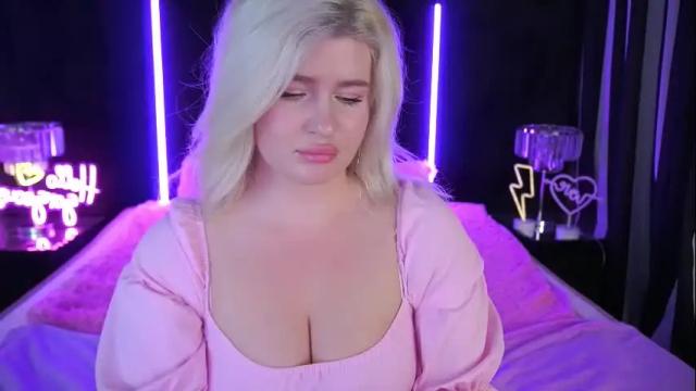 Image 11 of cocosecretss Stream on Chaturbate on 2 months ago