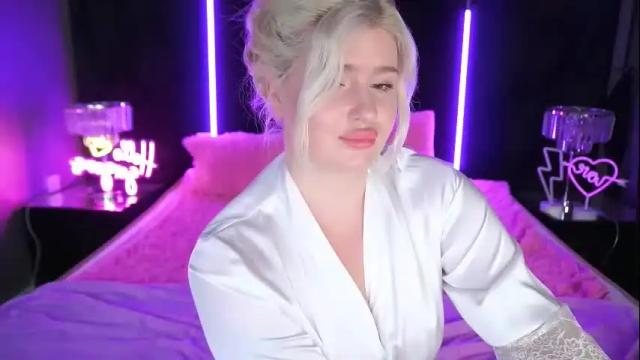 Image 6 of cocosecretss Stream on Chaturbate on 1 month ago