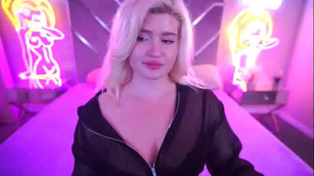Image 11 of cocosecretss Stream on Chaturbate on 1 month ago