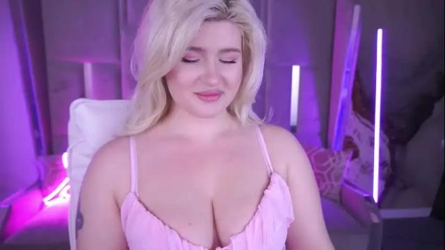 Image 7 of cocosecretss Stream on Chaturbate on 1 month ago