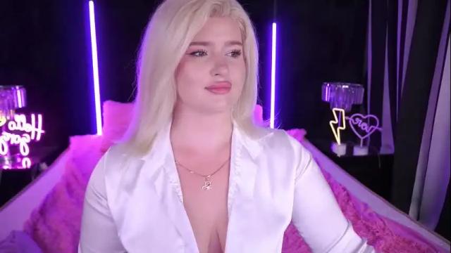 Image 6 of cocosecretss Stream on Chaturbate on 1 month ago