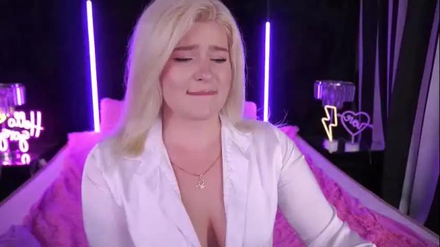 Image 7 of cocosecretss Stream on Chaturbate on 1 month ago