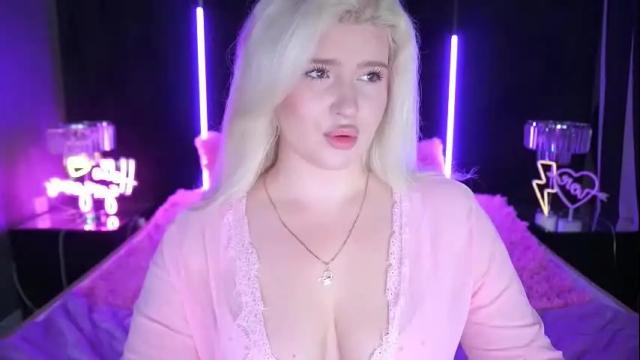Image 12 of cocosecretss Stream on Chaturbate on 1 month ago