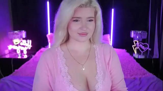 Image 4 of cocosecretss Stream on Chaturbate on 1 month ago