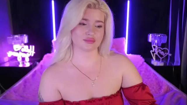 Image 2 of cocosecretss Stream on Chaturbate on 1 month ago