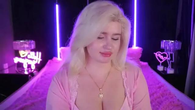 Image 12 of cocosecretss Stream on Chaturbate on 8 days ago