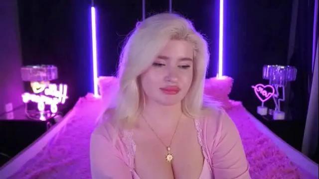Image 7 of cocosecretss Stream on Chaturbate on 8 days ago