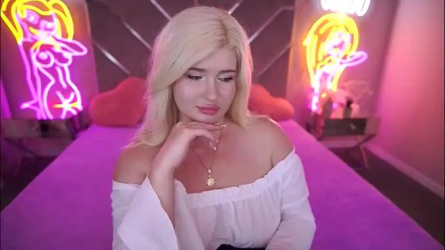 Image 7 of cocosecretss Stream on Chaturbate on 2 months ago