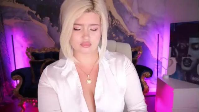 Image 3 of cocosecretss Stream on Chaturbate on 1 month ago