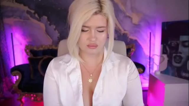 Image 4 of cocosecretss Stream on Chaturbate on 1 month ago