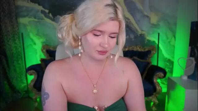 Image 11 of cocosecretss Stream on Chaturbate on 1 month ago