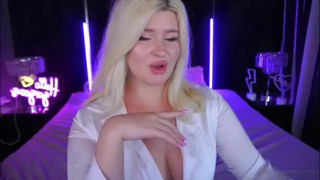 Image 11 of cocosecretss Stream on Chaturbate on 26 days ago
