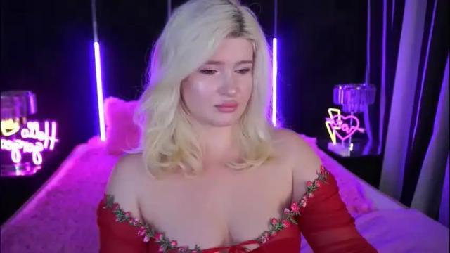 Image 7 of cocosecretss Stream on Chaturbate on 20 days ago