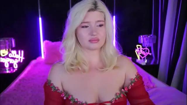 Image 8 of cocosecretss Stream on Chaturbate on 20 days ago