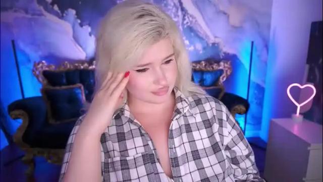 Image 2 of cocosecretss Stream on Chaturbate on 2 months ago