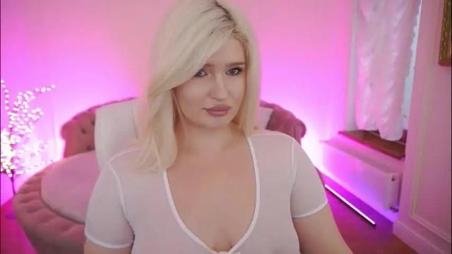 Image 2 of cocosecretss Stream on Chaturbate on 1 month ago