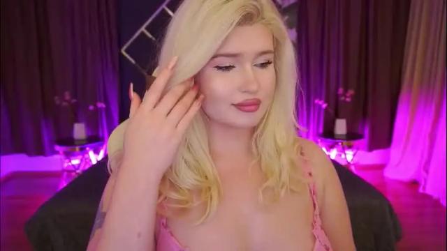 Image 11 of cocosecretss Stream on Chaturbate on 2 days ago