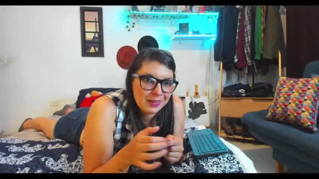 Image 12 of col_lovers Stream on Chaturbate on 15 months ago