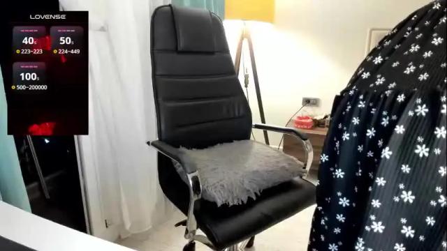 Image 4 of colette1w Stream on Chaturbate on 28 days ago