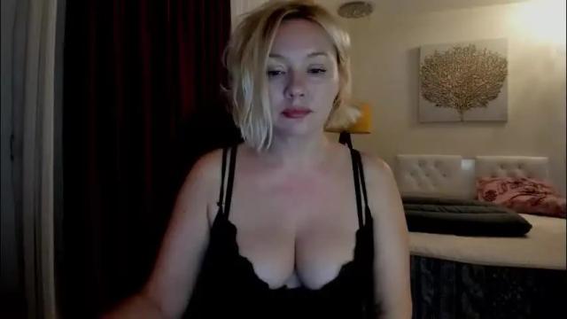 Image 7 of colette1w Stream on Chaturbate on 1 month ago