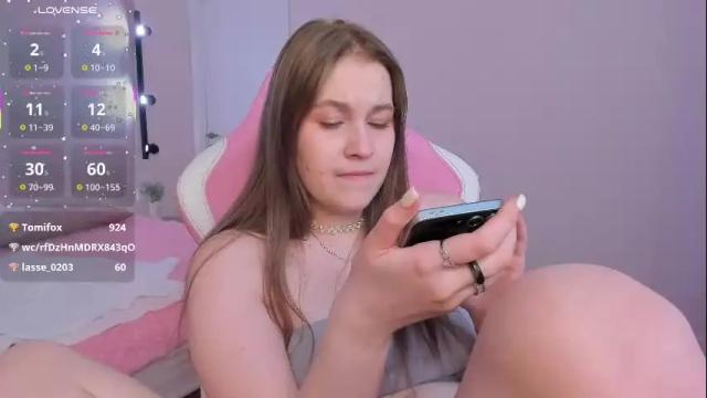 Image 7 of colleen_blake Stream on Chaturbate on 1 month ago