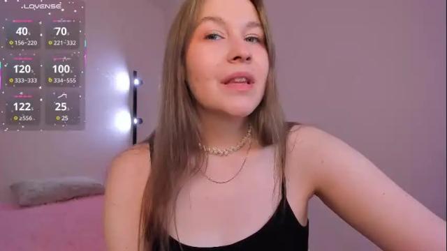 Image 10 of colleen_blake Stream on Chaturbate on 1 month ago