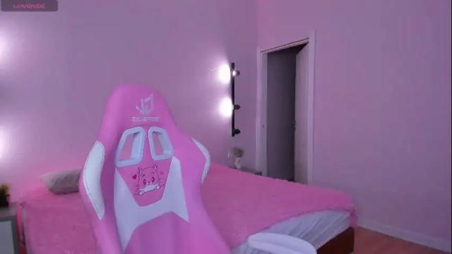 Image 11 of colleen_blake Stream on Chaturbate on 25 days ago