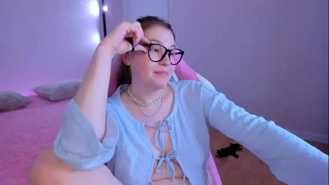 Image 10 of colleen_blake Stream on Chaturbate on 8 days ago