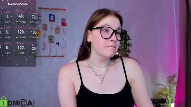 Image 3 of colleen_blake Stream on Chaturbate on 1 day ago
