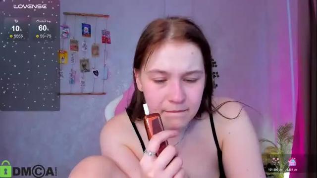 Image 4 of colleen_blake Stream on Chaturbate on 1 day ago
