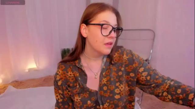 Image 3 of colleen_blake Stream on Chaturbate on 1 month ago