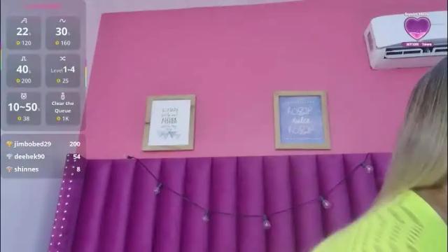 Image 2 of collegepawglovedaddy Stream on Chaturbate on 1 month ago