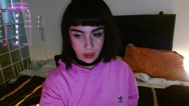 Thumbnail 1, collette_beaufoy's Stream at Chaturbate, 14 months ago