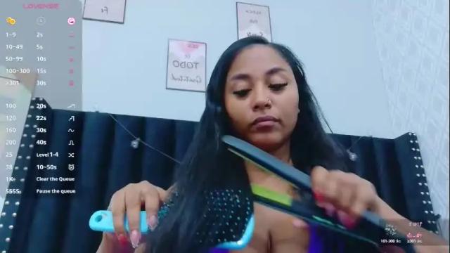 Image 2 of colombia_mommy_ Stream on Chaturbate on 1 month ago