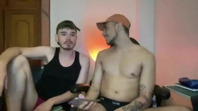 Image 11 of colombian_boyz Stream on Chaturbate on 14 months ago
