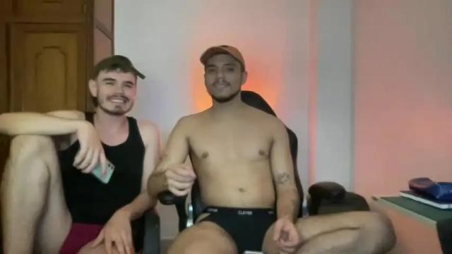 Image 12 of colombian_boyz Stream on Chaturbate on 14 months ago