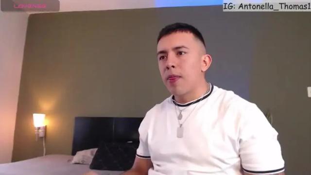 Thumbnail 1, colombian_couple1's Stream at Chaturbate, 13 months ago