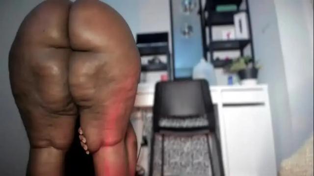 Image 3 of colorfullydark Stream on Chaturbate on 3 months ago