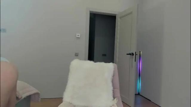 Thumbnail 3, cometoseeme_'s Stream at Chaturbate, 1 month ago