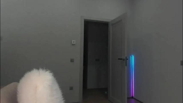 Thumbnail 3, cometoseeme_'s Stream at Chaturbate, 1 day ago