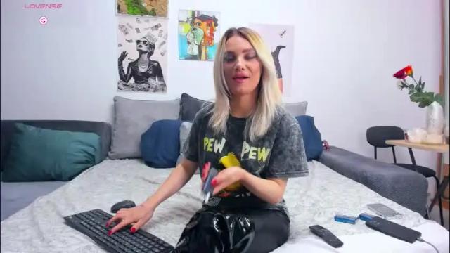 Image 12 of confidentmistress Stream on Chaturbate on 2 months ago