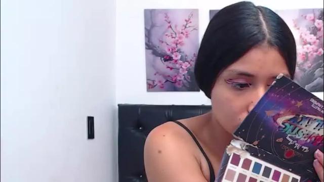 Image 10 of conni_f00x Stream on Chaturbate on 27 days ago