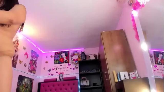 Image 6 of connie_211 Stream on Chaturbate on 19 days ago