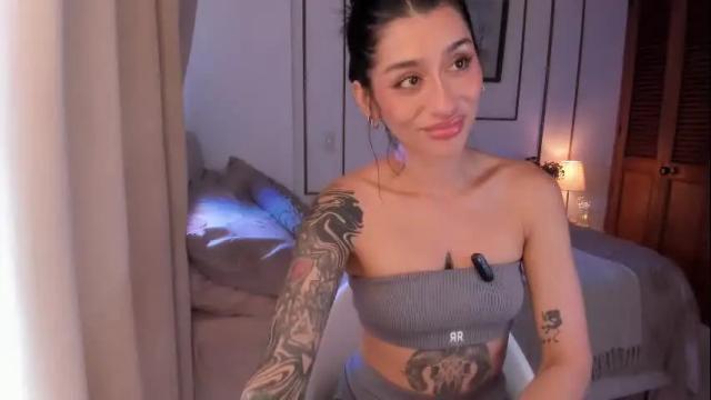 Image 4 of connie_deep Stream on Chaturbate on 1 month ago