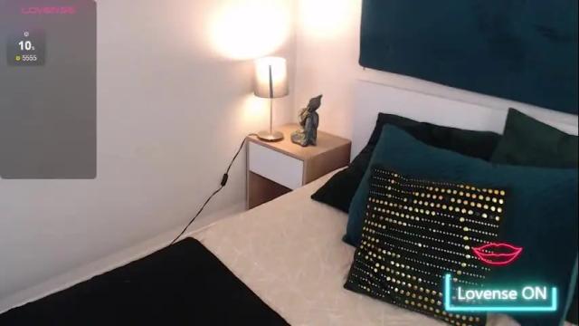 Image 8 of connie_haze Stream on Chaturbate on 1 month ago